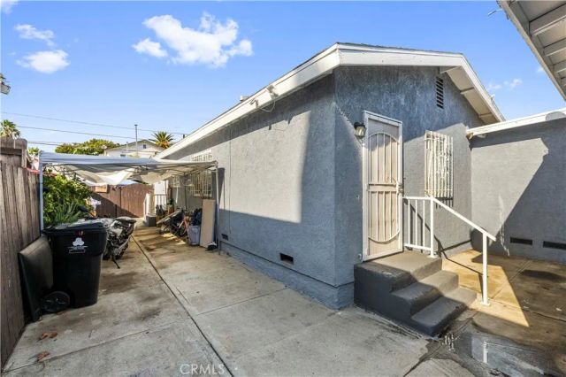 907 E 109th, Los Angeles, CA 90059