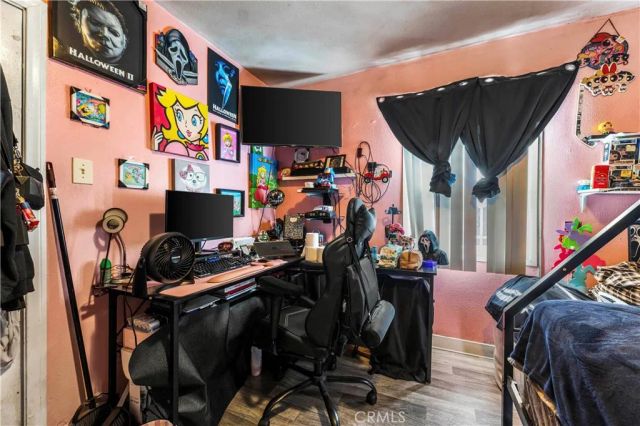907 E 109th, Los Angeles, CA 90059