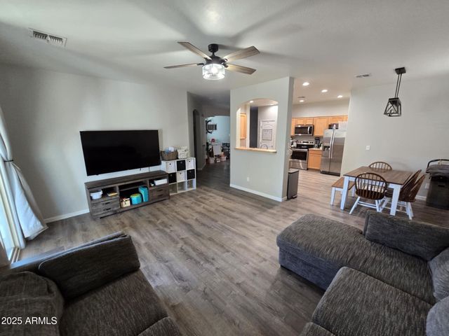 17328 W Pinnacle Vista dr Drive, Surprise, AZ 85387