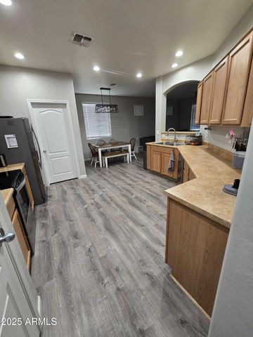 17328 W Pinnacle Vista dr Drive, Surprise, AZ 85387