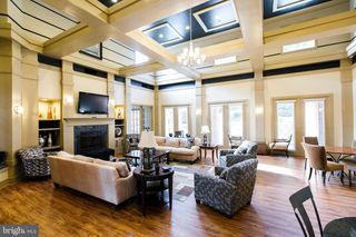 135 Yellowstone Dr Apt 301, Charlottesville, VA 22903