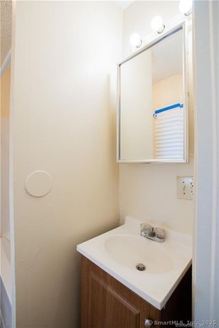 8 Edgar Street 1, New Haven, CT 06519