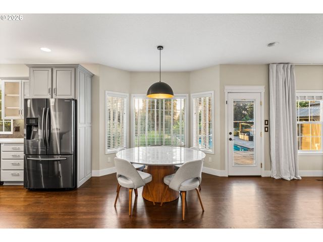 16004 Ne 203RD Ct, Brush Prairie, WA 98606