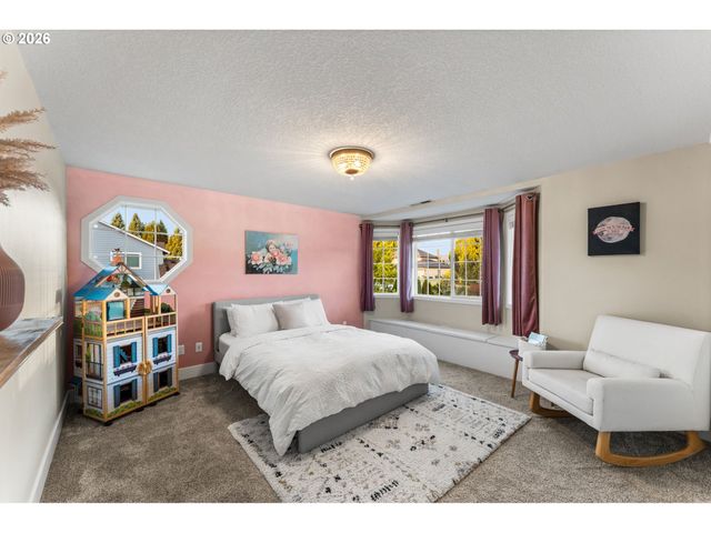 16004 Ne 203RD Ct, Brush Prairie, WA 98606