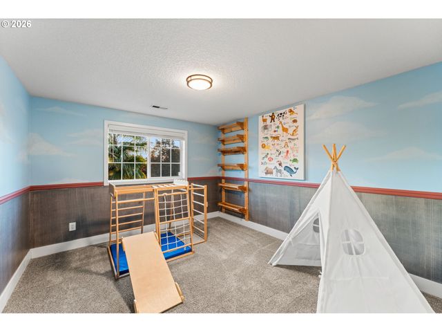 16004 Ne 203RD Ct, Brush Prairie, WA 98606