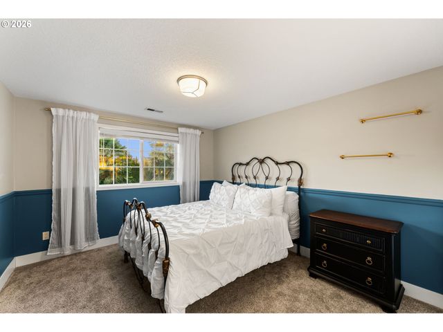 16004 Ne 203RD Ct, Brush Prairie, WA 98606