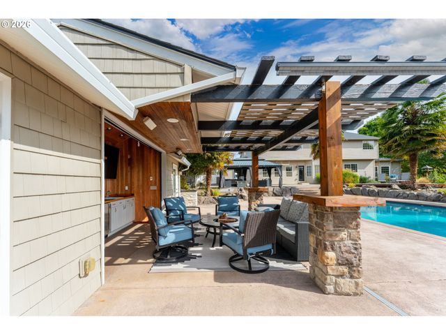 16004 Ne 203RD Ct, Brush Prairie, WA 98606