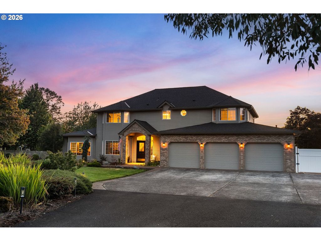 16004 Ne 203RD Ct, Brush Prairie, WA 98606