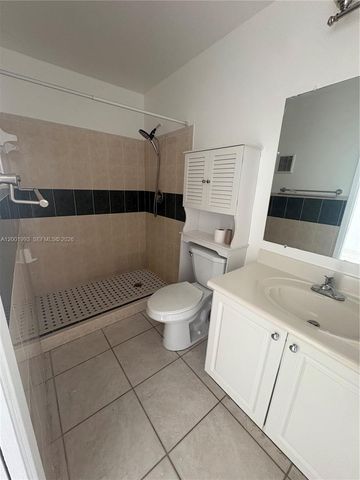 9709 Hammocks Blvd 204, Miami, FL 33196