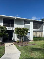 9709 Hammocks Blvd 204, Miami, FL 33196