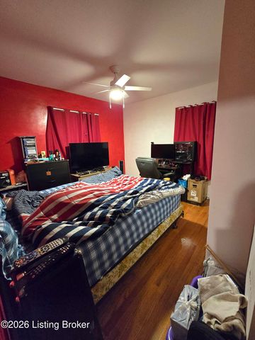 6811 Copra Ln, Louisville, KY 40219