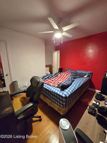 6811 Copra Ln, Louisville, KY 40219