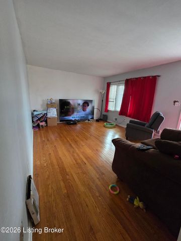 6811 Copra Ln, Louisville, KY 40219