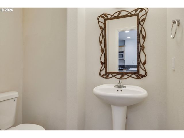 2852 Sw TRANQUILITY Ter, Beaverton, OR 97003