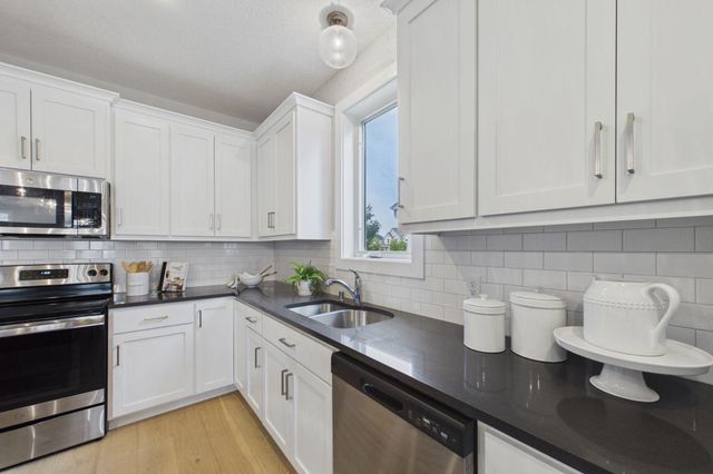 6344 Red Cedar Drive, Chaska, MN 55318