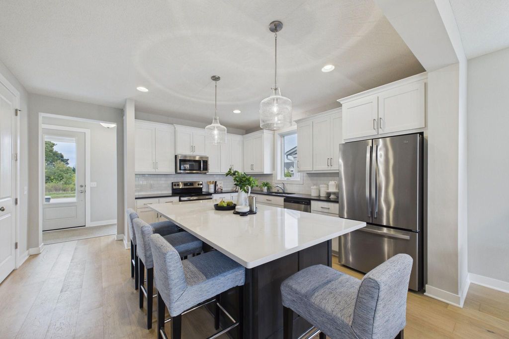 6344 Red Cedar Drive, Chaska, MN 55318 — photo 2