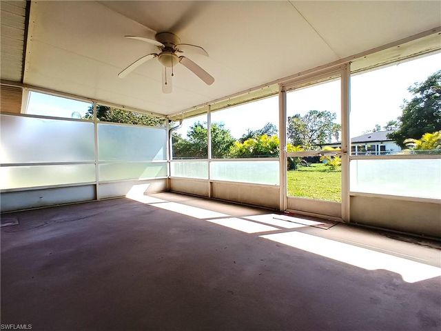 1326 SE 23rd TER, Cape Coral, FL 33990