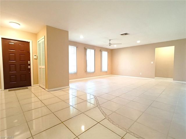 1326 SE 23rd TER, Cape Coral, FL 33990