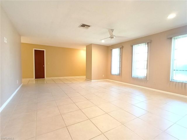 1326 SE 23rd TER, Cape Coral, FL 33990