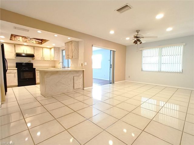 1326 SE 23rd TER, Cape Coral, FL 33990