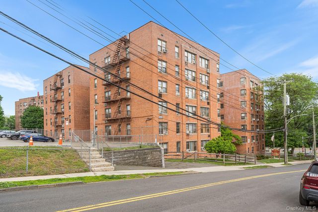 555 Bronx River Road 3P, Yonkers, NY 10704