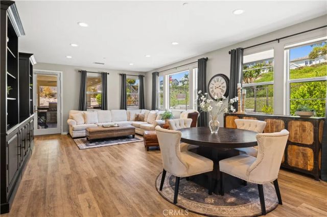 8 Alienta Lane, Rancho Mission Viejo, CA 92694
