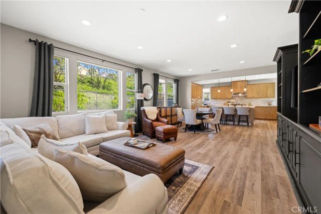 8 Alienta Lane, Rancho Mission Viejo, CA 92694