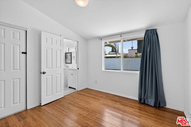 6292 Lubao Avenue, Woodland Hills, CA 91367