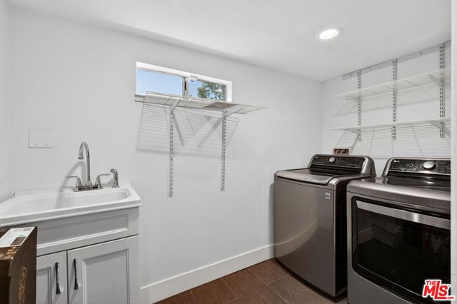 6292 Lubao Avenue, Woodland Hills, CA 91367
