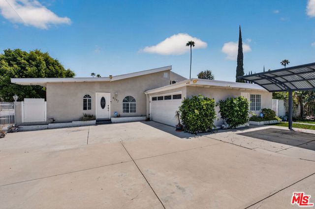 6292 Lubao Avenue, Woodland Hills, CA 91367
