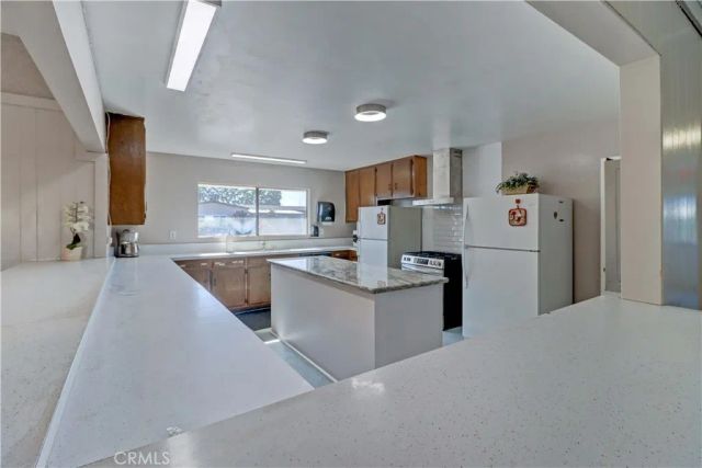 6741 Lincoln 26, Buena Park, CA 90620