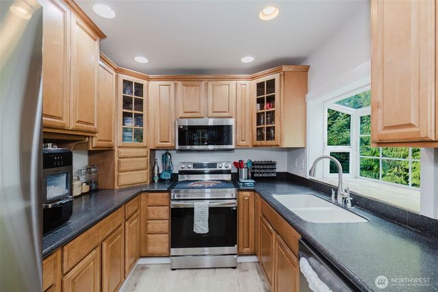 3193 Woods Road E, Port Orchard, WA 98366