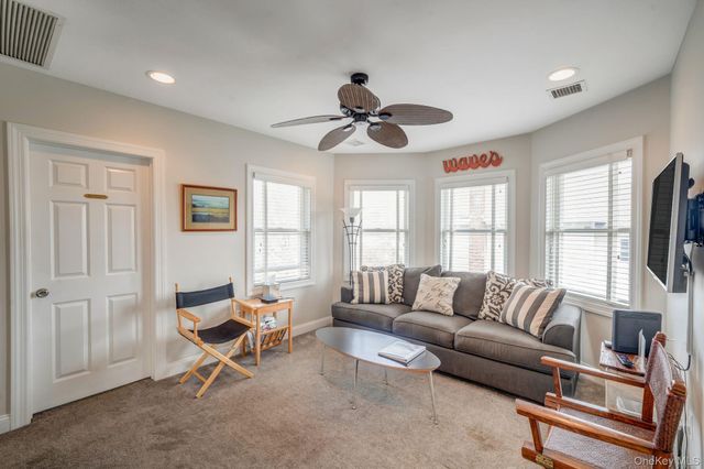 407 Wiggins Street, Greenport, NY 11944