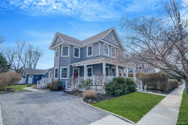 407 Wiggins Street, Greenport, NY 11944