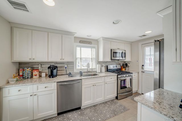 407 Wiggins Street, Greenport, NY 11944