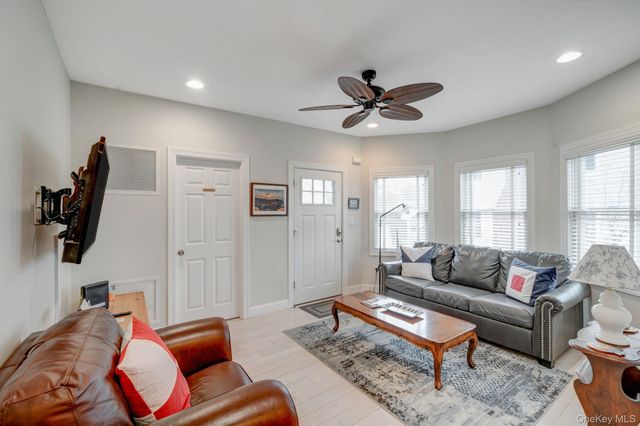 407 Wiggins Street, Greenport, NY 11944