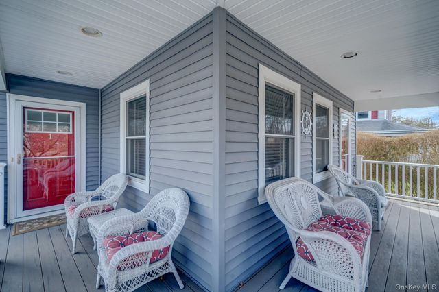 407 Wiggins Street, Greenport, NY 11944