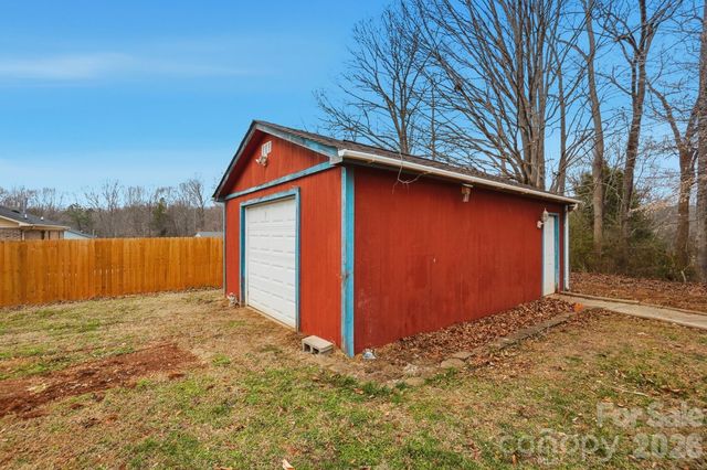 616 Durham Road, Stanley, NC 28164