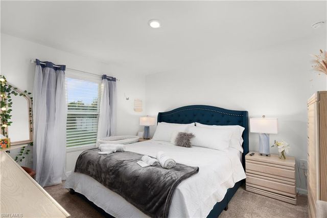 836 Youngreen DR, Fort Myers, FL 33913
