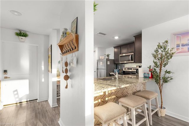836 Youngreen DR, Fort Myers, FL 33913