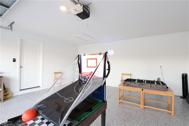 836 Youngreen DR, Fort Myers, FL 33913