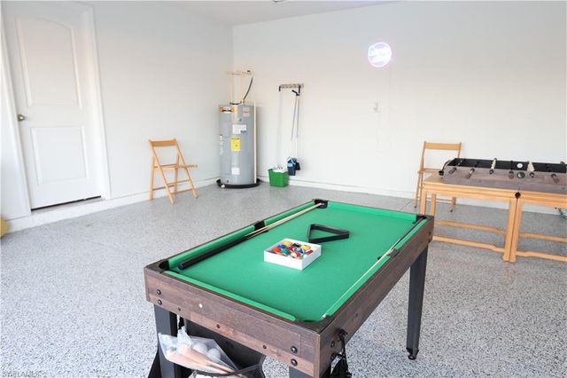 836 Youngreen DR, Fort Myers, FL 33913