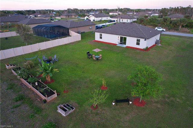 836 Youngreen DR, Fort Myers, FL 33913