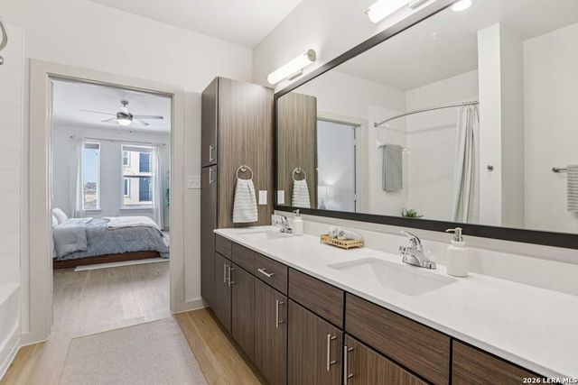 320 Goll St Apt 3207, Austin, TX 78640