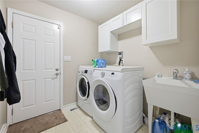15300 Lebanon Rd, Spring Grove, VA 23881
