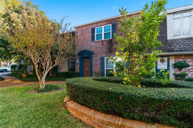 2061 Winrock Boulevard 53, Houston, TX 77057