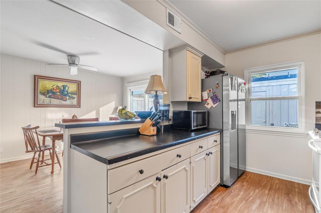 2061 Winrock Boulevard 53, Houston, TX 77057