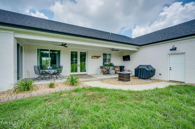 719 Fall Creek Road, Blountville, TN 37617