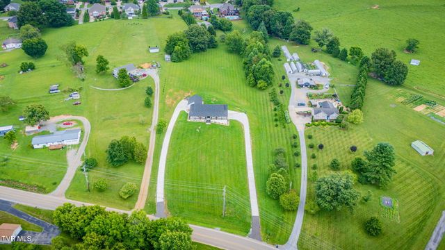719 Fall Creek Road, Blountville, TN 37617