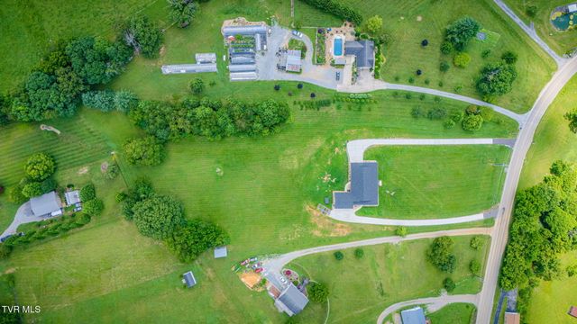 719 Fall Creek Road, Blountville, TN 37617